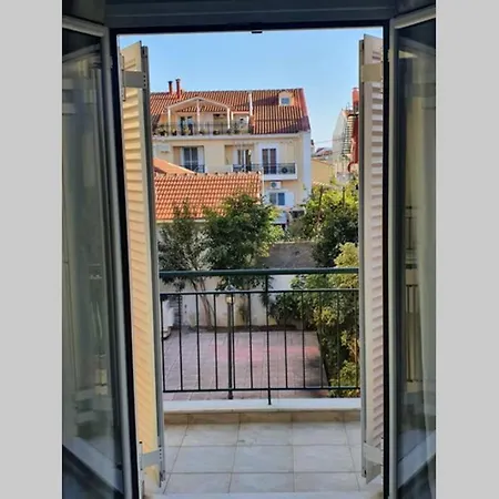 Johanna 3 ليكسوري